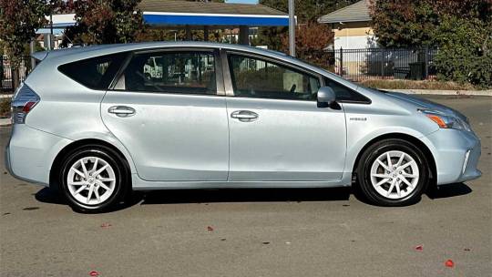 2014 Toyota Prius v (+)