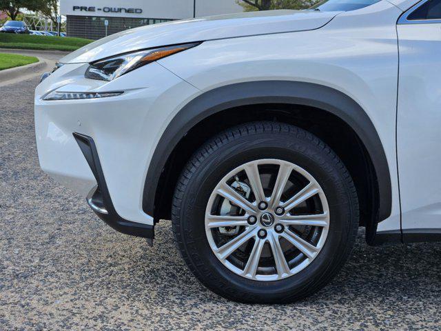 2021 lexus nx 300 base
