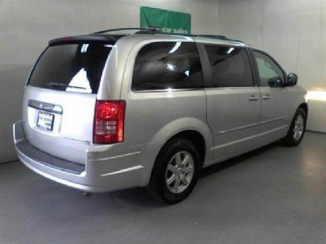 2010 chrysler town & country touring minivan 4d in columbus, oh