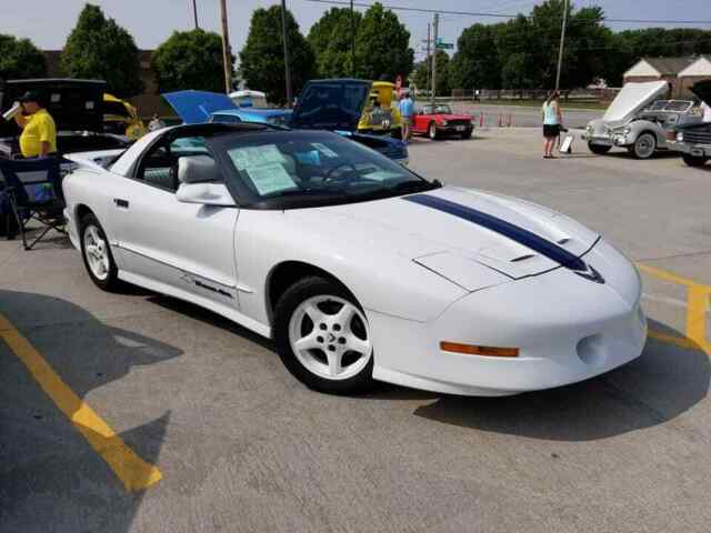 1994 pontiac firebird trans am gt 25th anniversary t-top hatchback