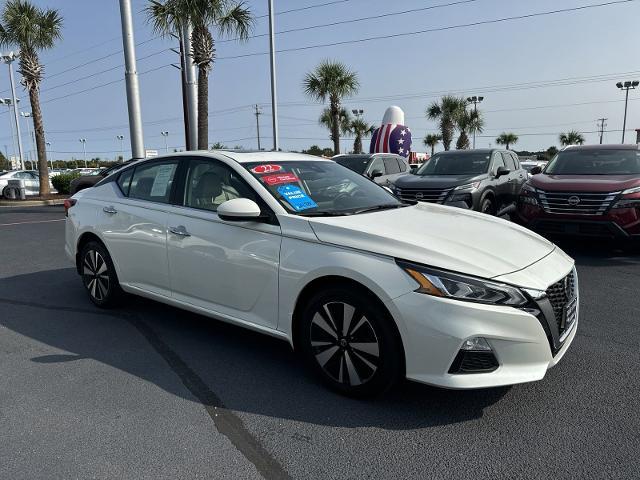 2022 nissan altima 2.5 sv