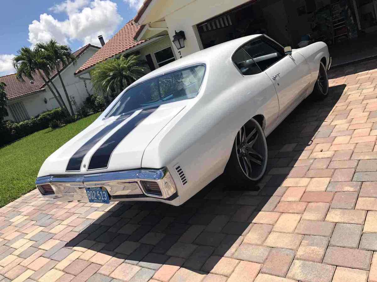 1970 chevrolet chevelle white rwd manual restomod