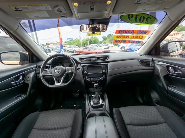 2019 nissan rogue sv