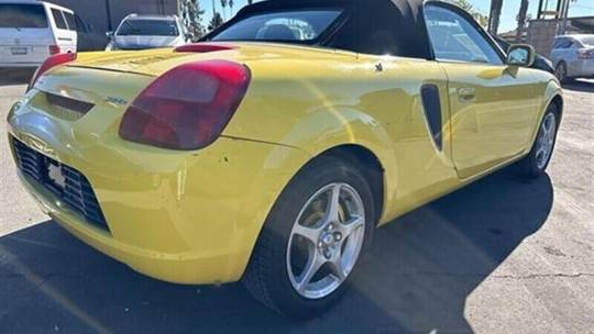 2002 Toyota MR2