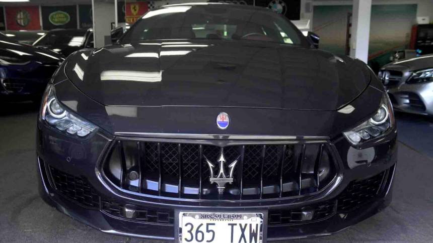 2019 maserati ghibli base