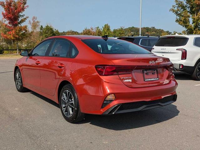 2024 kia forte lxs