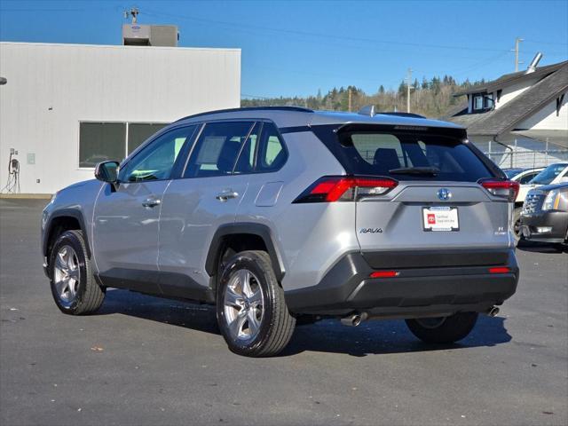 2024 toyota rav4 hybrid le