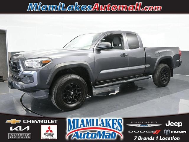 2022 toyota tacoma sr