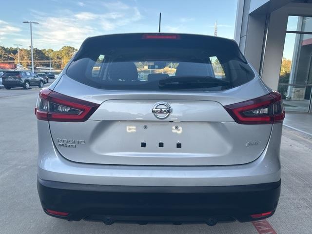 2022 nissan rogue sport s