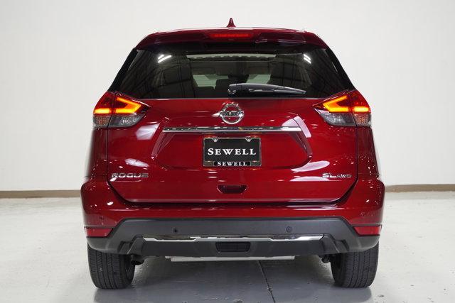2020 nissan rogue sl