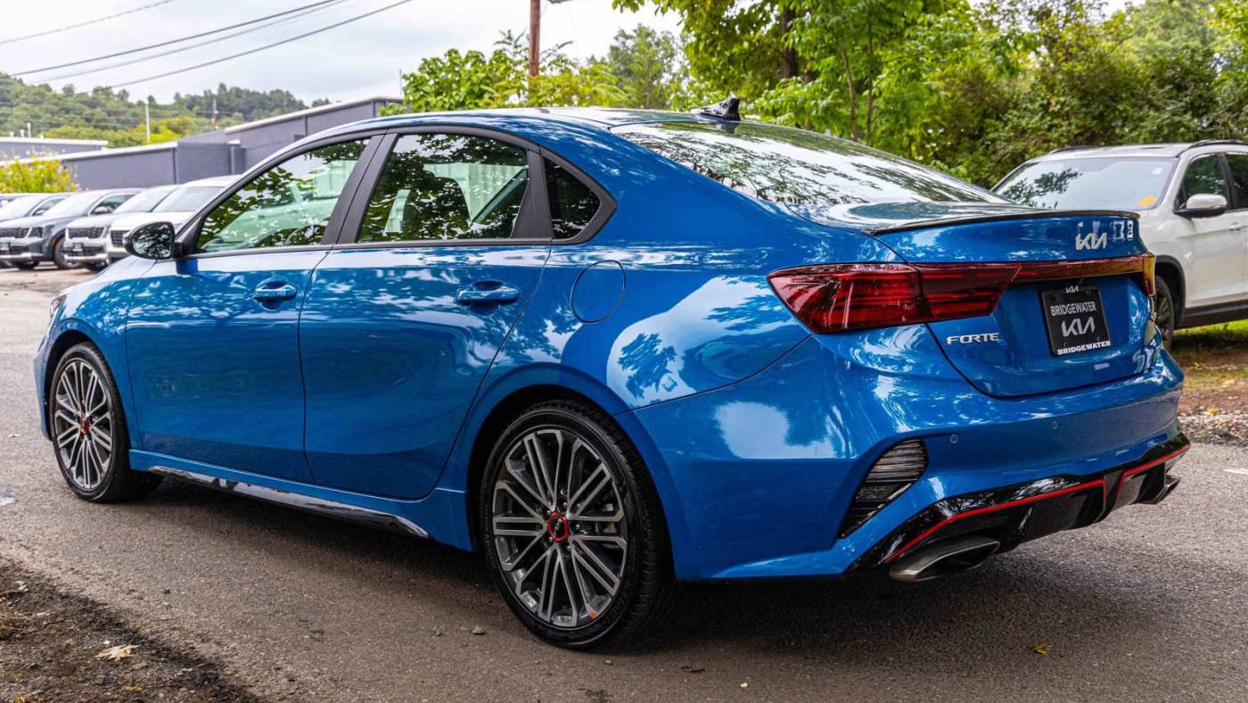 2024 kia forte gt