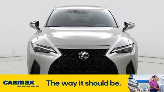 2022 Lexus IS