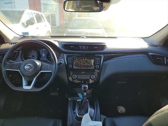 2022 nissan rogue sport sl