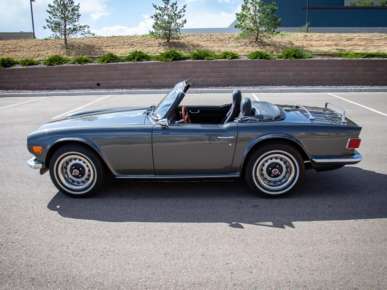 1973 triumph tr6