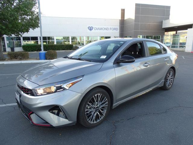2022 kia forte gt-line