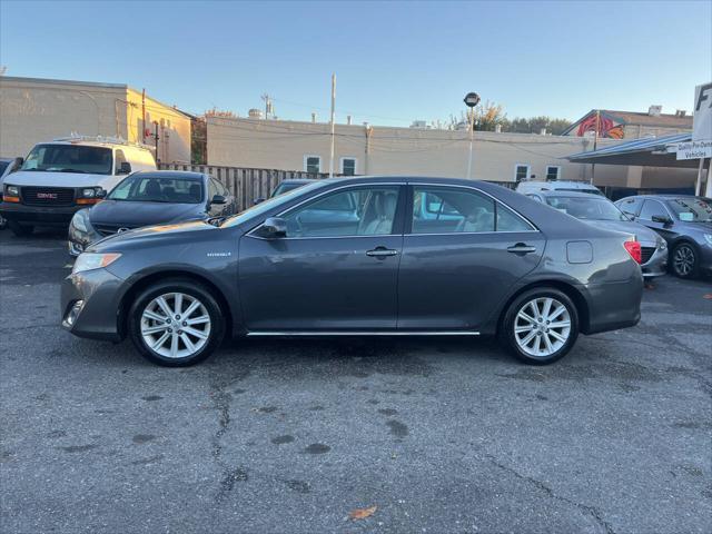 2012 toyota camry hybrid xle