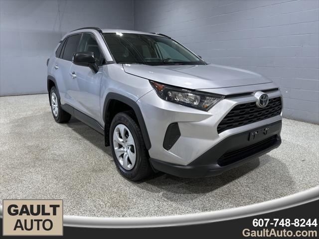 2021 toyota rav4 le