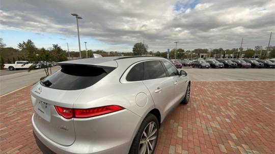 2019 Jaguar F-Pace