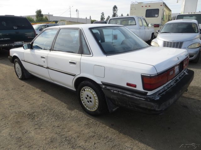 1989 toyota camry deluxe used 2l i4 16v no reserve
