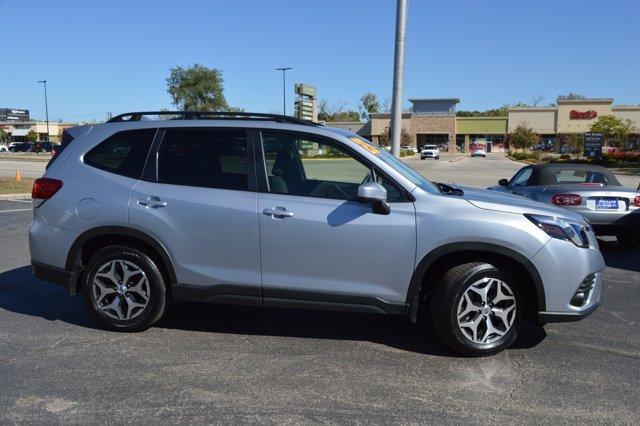 2023 subaru forester premium