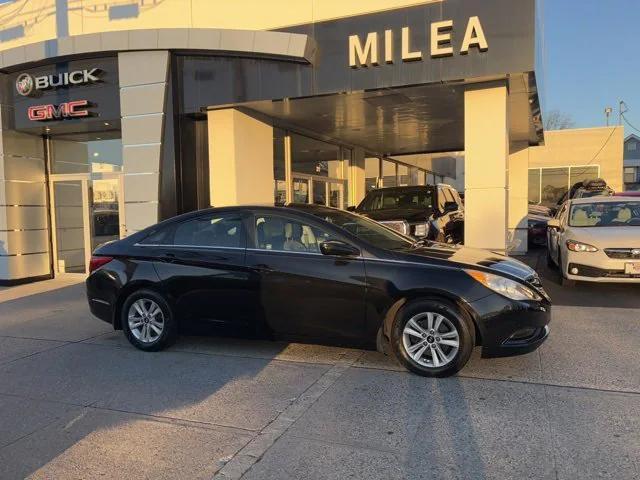 2012 hyundai sonata gls