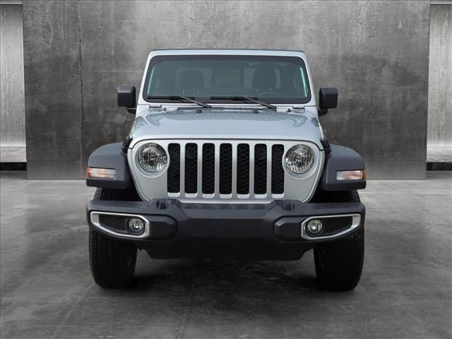 2023 jeep gladiator sport s