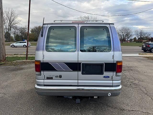 1993 ford e150 base
