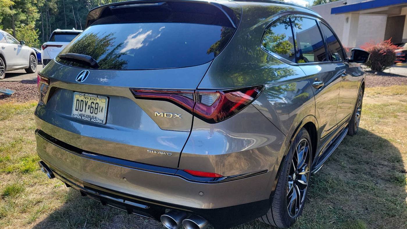 2022 acura mdx sh-awd type s w/advance package