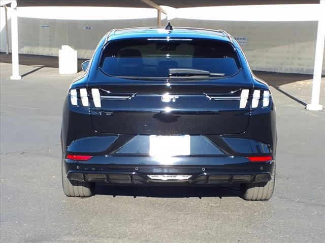 2022 ford mustang mach-e gt