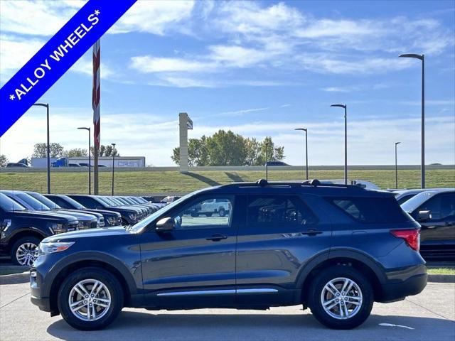 2022 ford explorer xlt