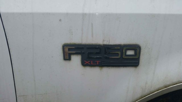 1993 ford f-250 xlt white with utility body ladder rack crew cab