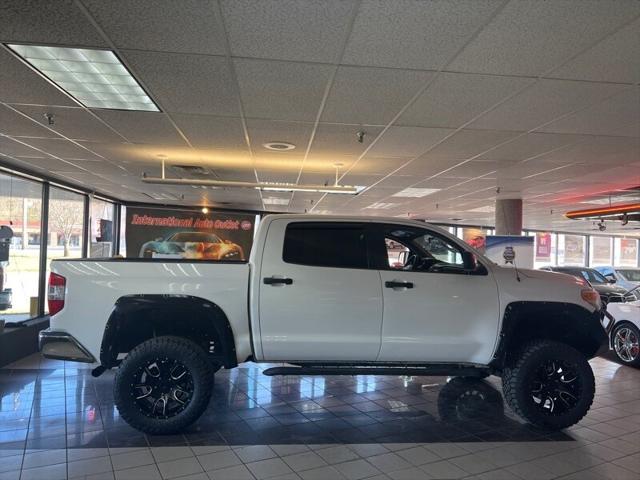 2016 toyota tundra sr5