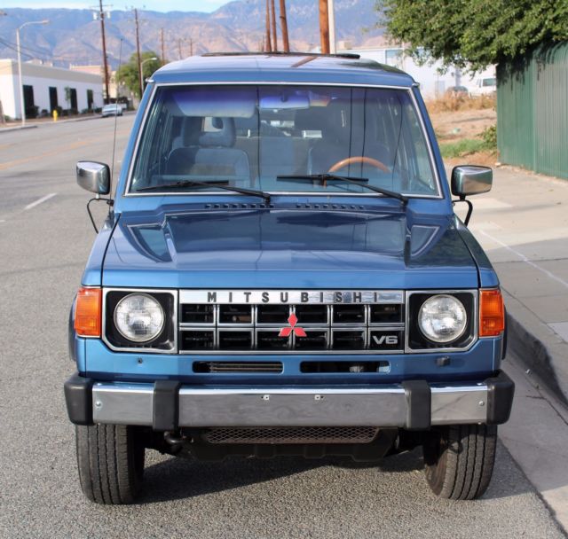 california original, 1990 mitsubishi montero ls, 4x4, one owner, no reserve