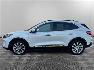2021 Ford Escape titanium