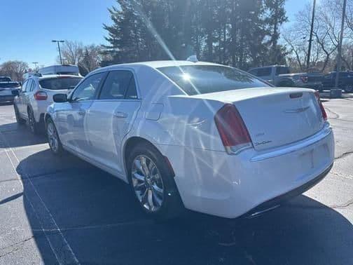 2016 chrysler 300 limited 4dr all-wheel drive sedan in sheboygan, wisconsin