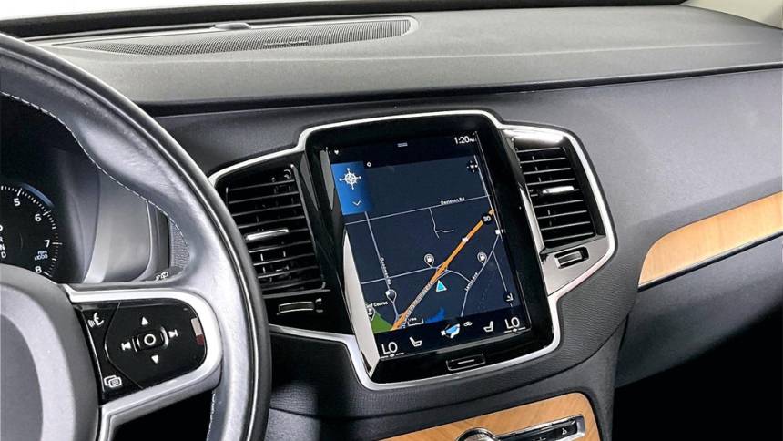 2022 volvo xc90 t6 momentum 7-passenger
