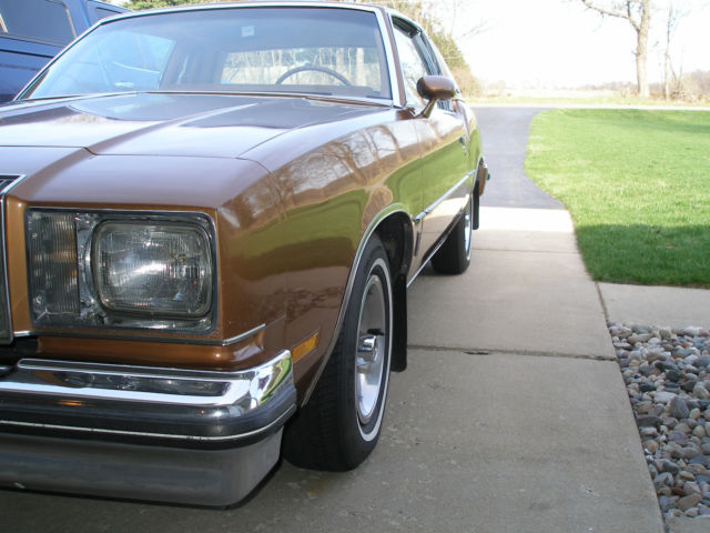 1979 oldsmobile cutlass supreme base coupe 2-door 4.3l lansing michigan
