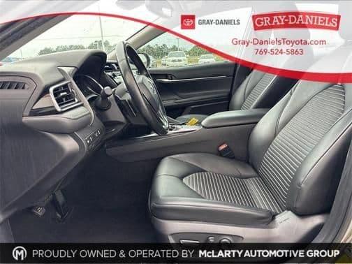 2019 toyota camry se in brandon, mississippi