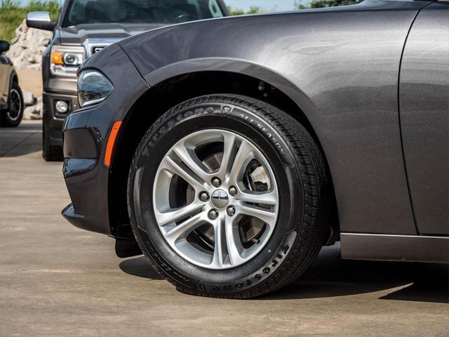 2021 dodge charger sxt