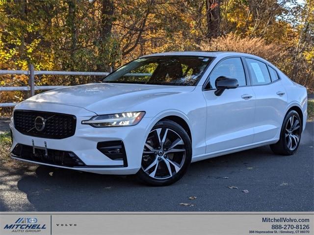 2024 volvo s60 b5 plus dark
