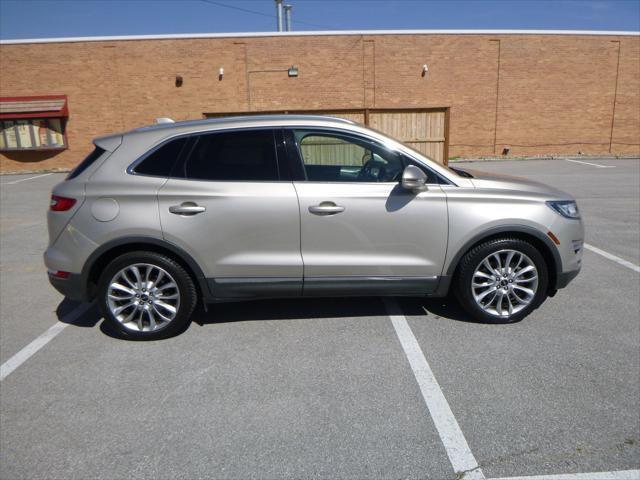 2015 lincoln mkc base