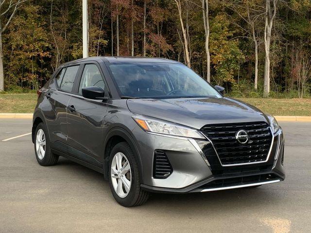2021 nissan kicks s