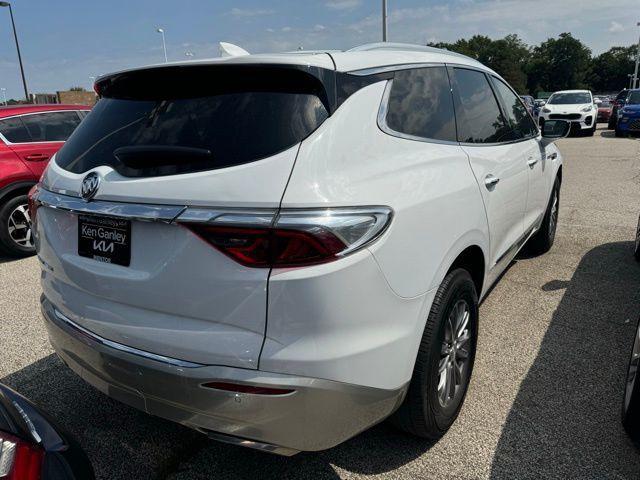 2022 buick enclave premium