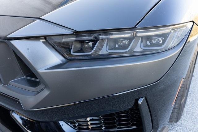 2024 ford mustang dark horse