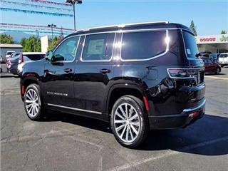 2023 Jeep Grand wagoneer base