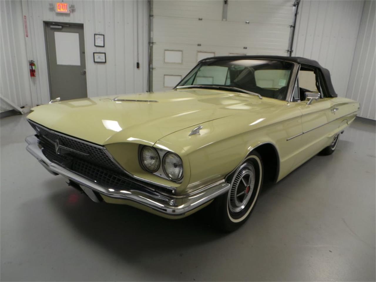 1966 ford thunderbird