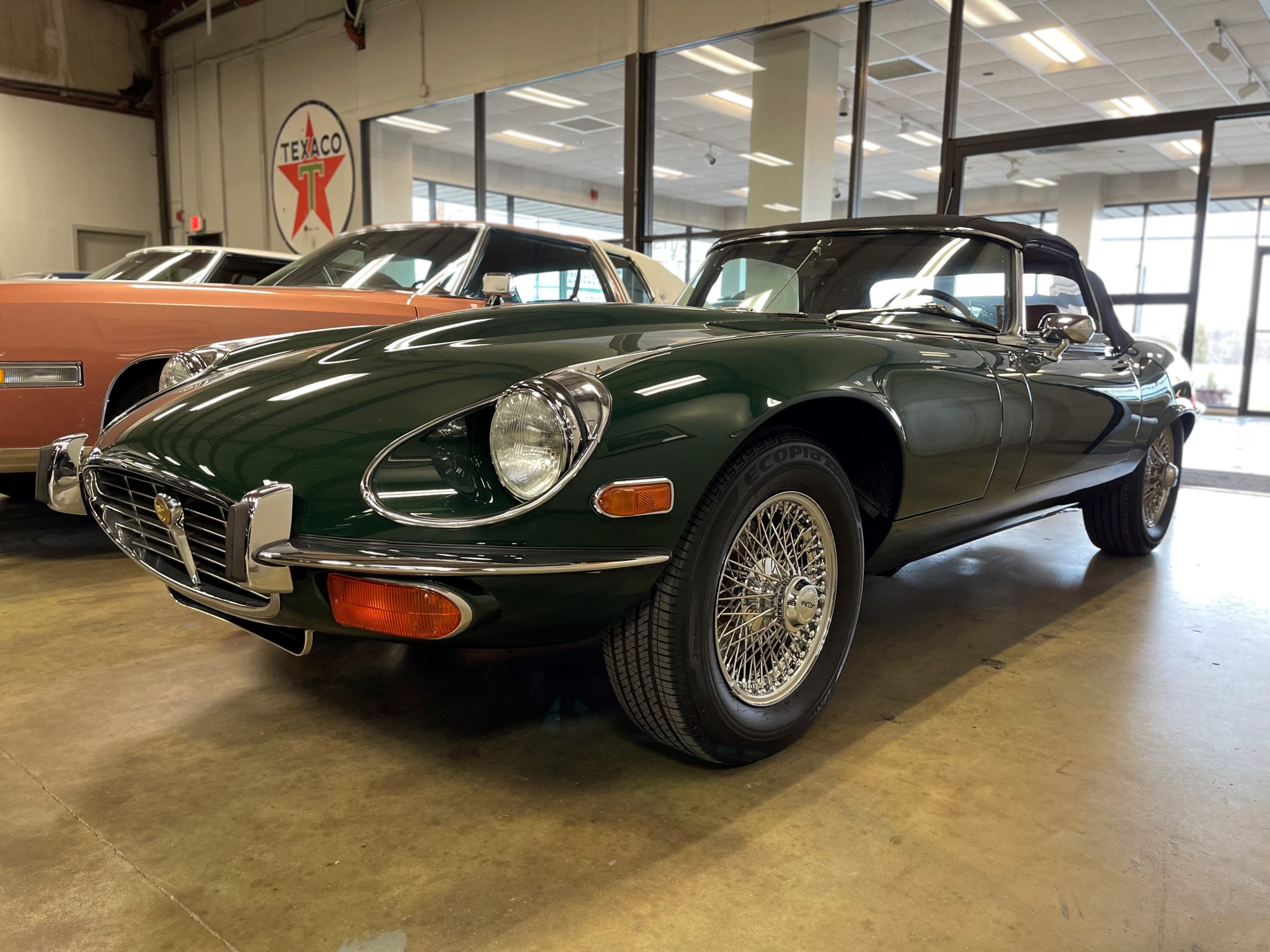 1974 jaguar xke roadster v12 5-speed
