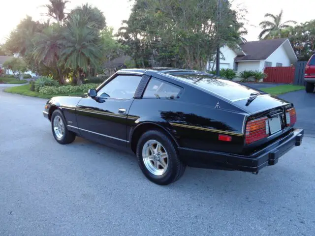1983 280zx - 5spd. - blk. / tan - rare w/ digital / leather -100% orig. - 50k mi