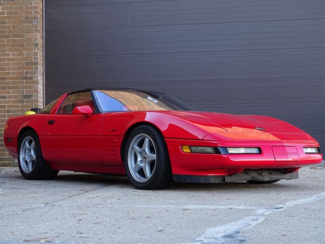 1993 chevrolet corvette zr-1 - lt5 415 cid - 25,524 acutal miles - 6-speed
