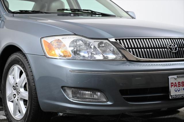 2002 toyota avalon xls